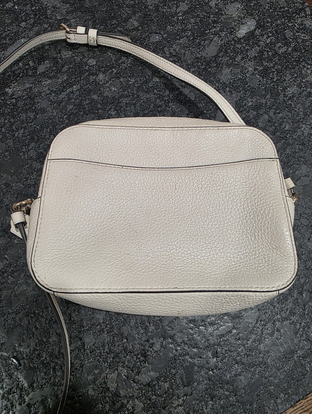 Coach Mini Jamie Camera Bag Chalk Colored Pebble Leather with Gold Hardware - Picture 11 of 12